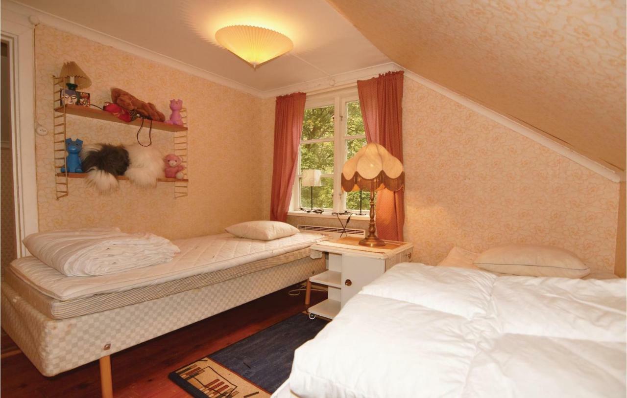 2 Bedroom Stunning Home In Molkom Sutterhojden Ngoại thất bức ảnh
